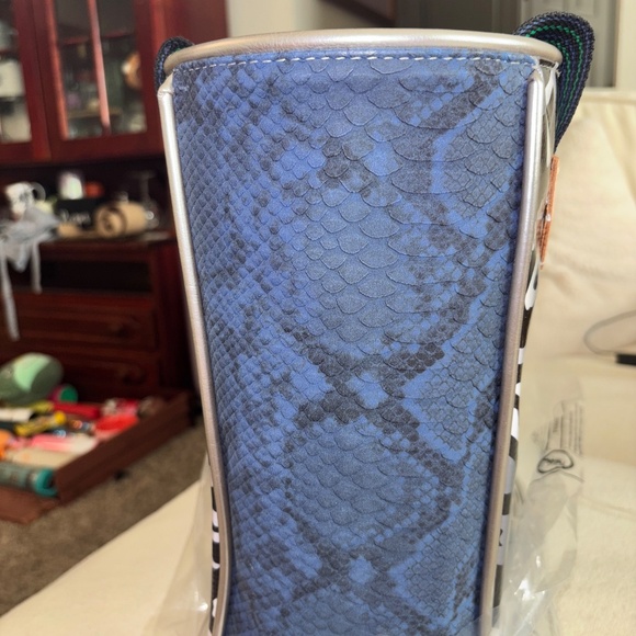 Consuela Rox Classic Tote - Picture 4 of 6